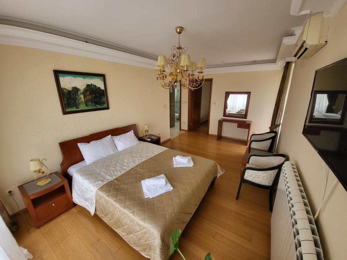 Sunny Hill Apartments & Aqua Park Vrnjačka Banja Kültér fotó