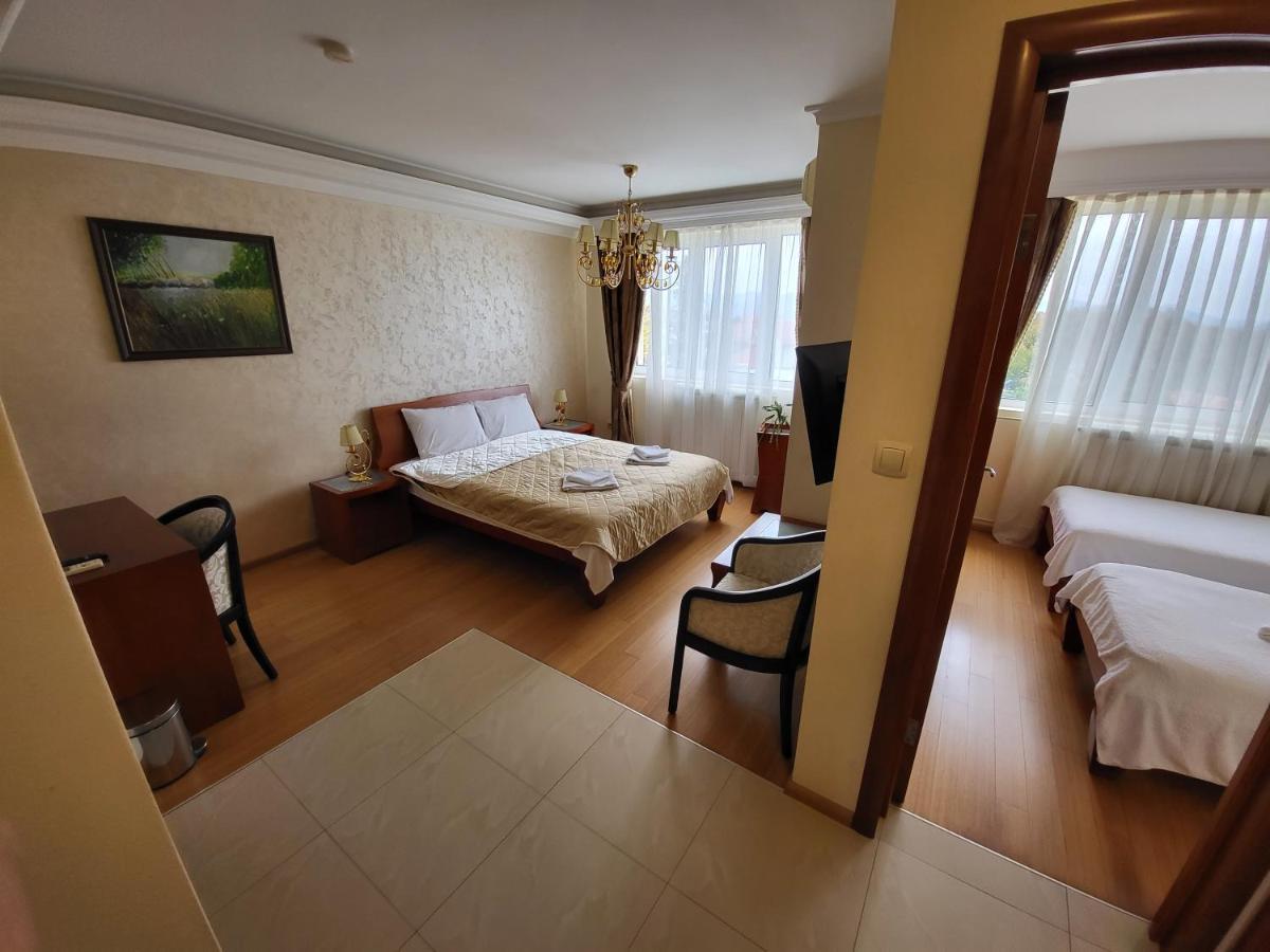Sunny Hill Apartments & Aqua Park Vrnjačka Banja Kültér fotó