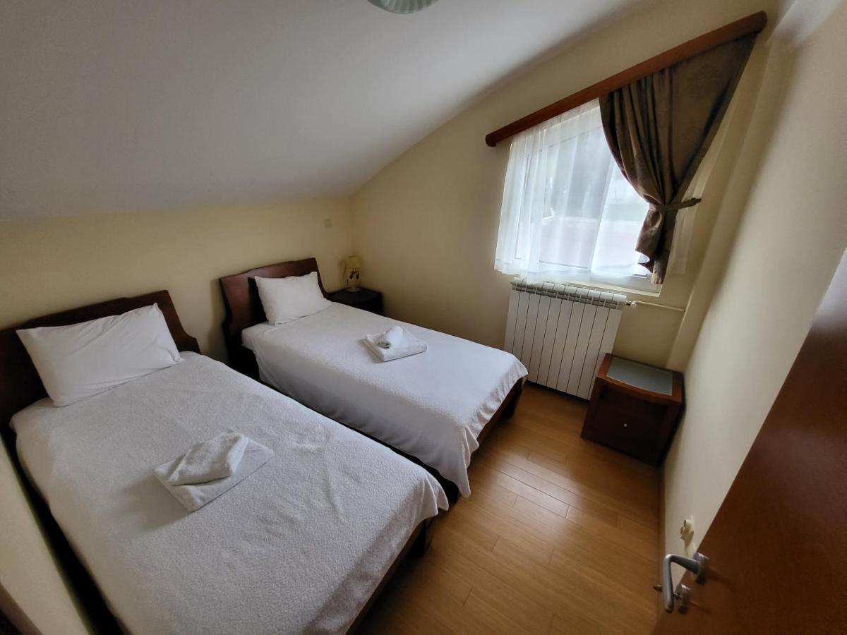 Sunny Hill Apartments & Aqua Park Vrnjačka Banja Kültér fotó