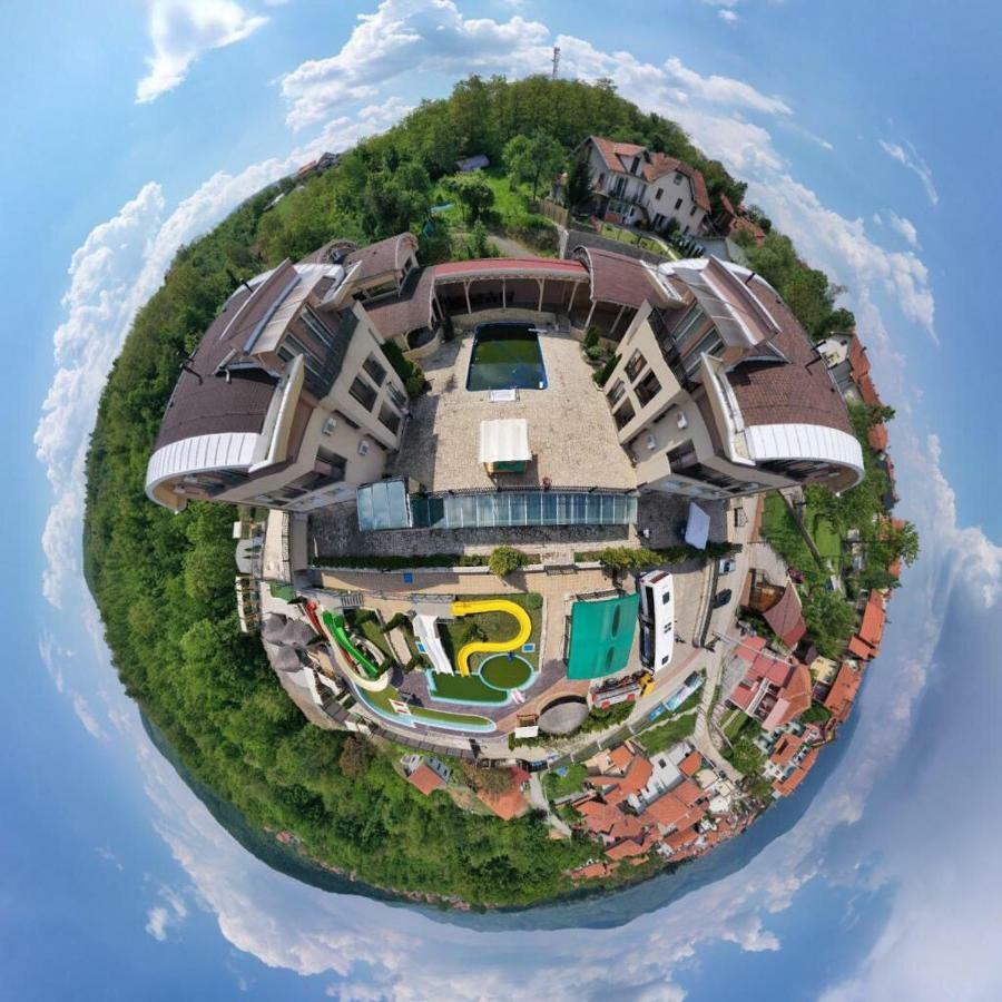 Sunny Hill Apartments & Aqua Park Vrnjačka Banja Kültér fotó